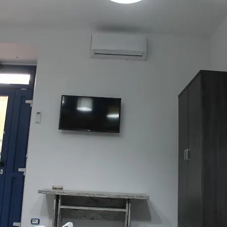 Casavacanzeivana 3* פיצו
